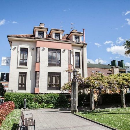 Hospedium Hotel La Casona Del Conde Norena Екстер'єр фото