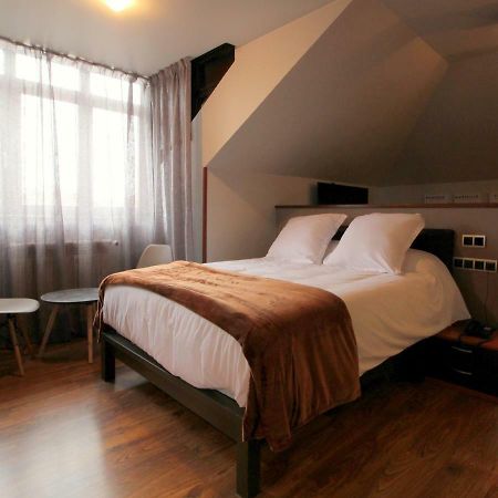 Hospedium Hotel La Casona Del Conde Norena Екстер'єр фото